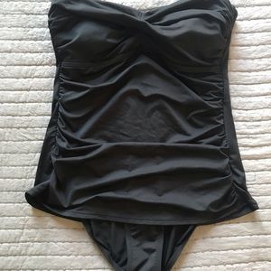 Rouched one piece strapless swim dress